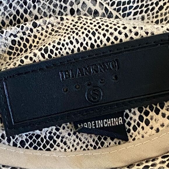 Blank NYC Faux Leather Snakeskin Print Waterfall Drape Open Jacket Sz S - Picture 11 of 16